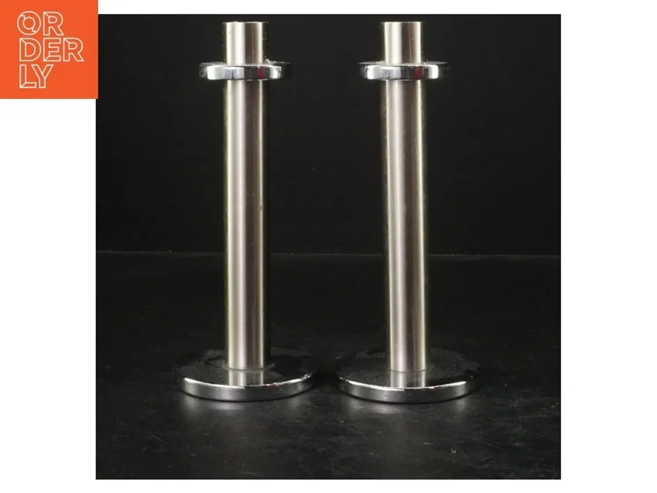 Billede 2 - Sæt med 2 lysestager i stål fra Herstal fra Herstal (str. 20 cm. 2 styk)