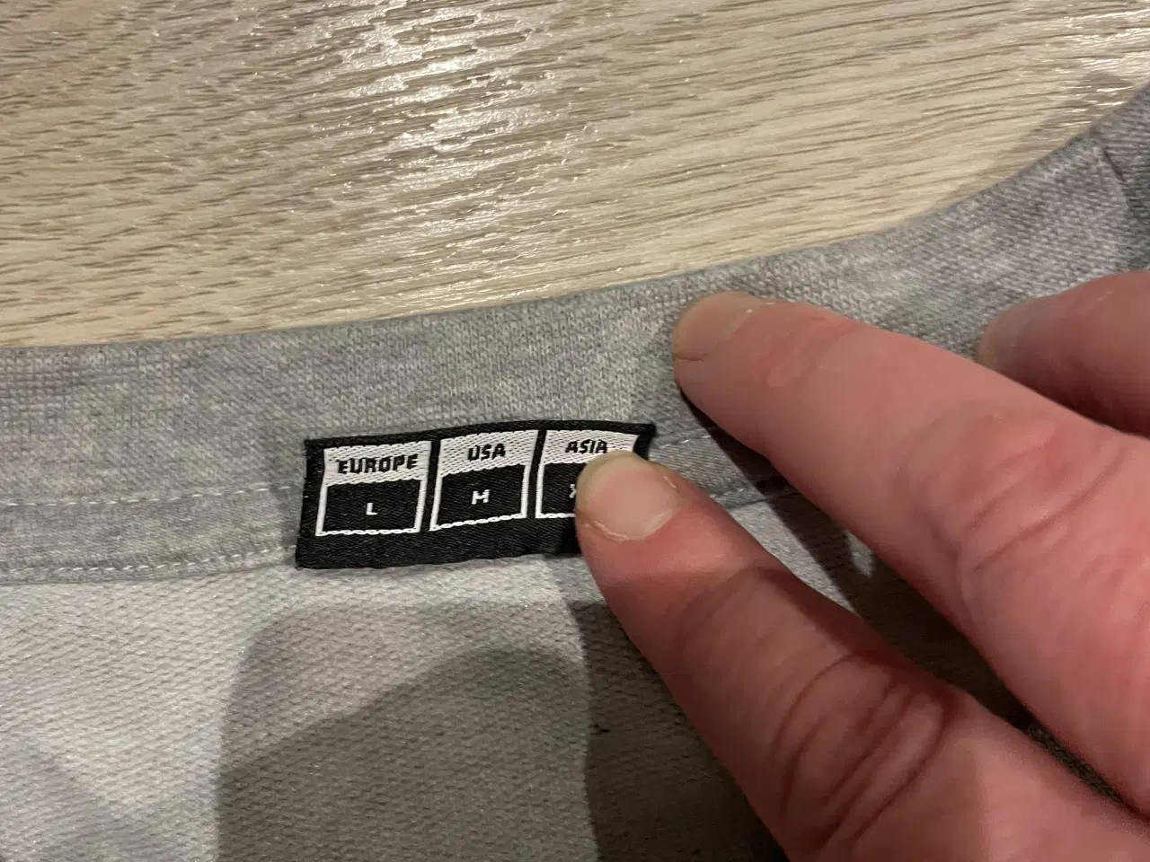 Billede 3 - Hummel sweatshirt str L