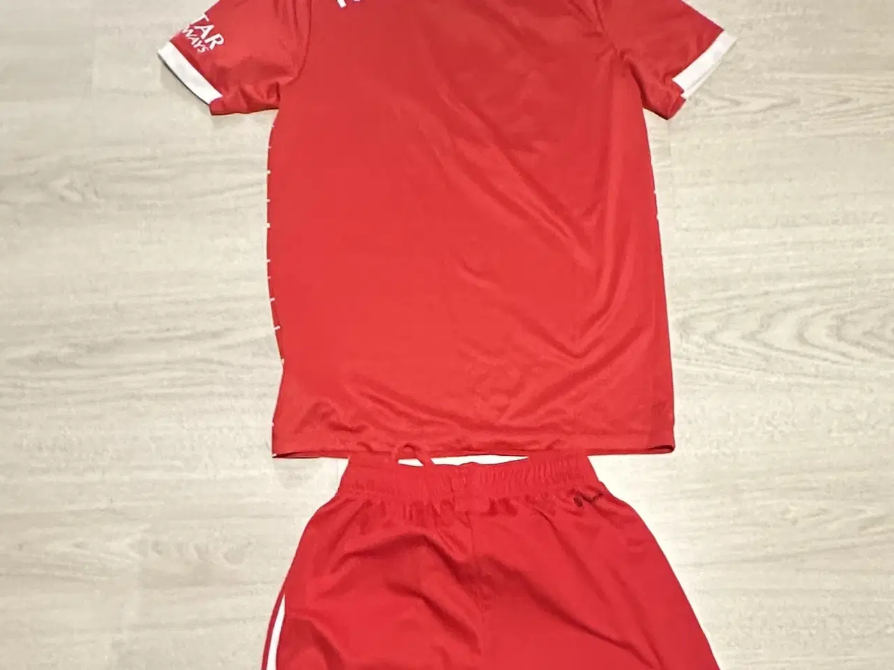 Billede 3 - Fc Bayern München addidas sæt str S 