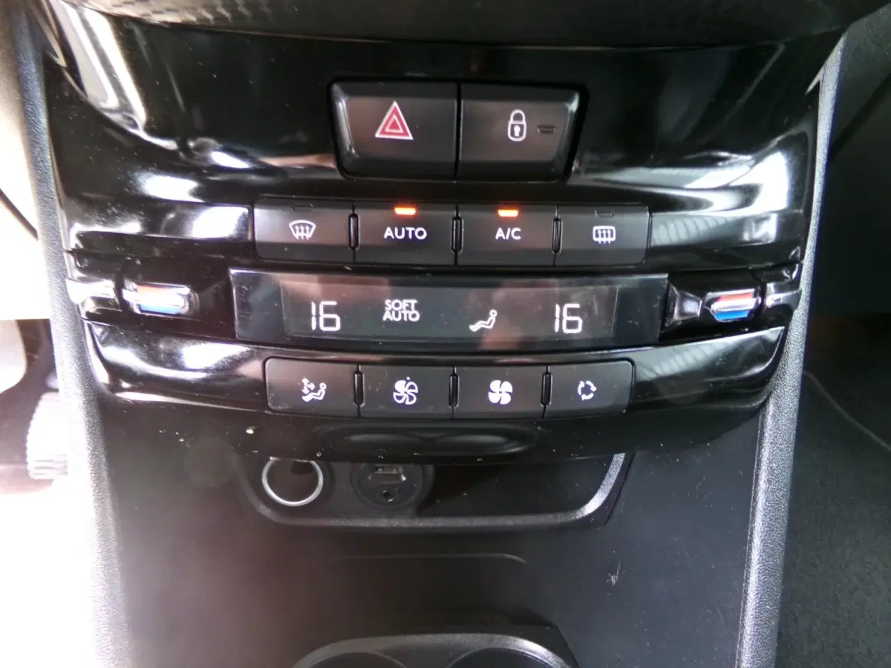 Billede 14 - Peugeot 2008 1,2 VTi 82 Allure