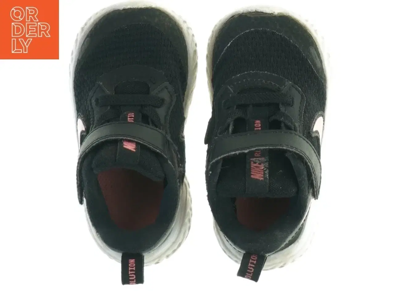 Billede 2 - Sorte sneakers med velcro til børn fra Nike (str. 21)