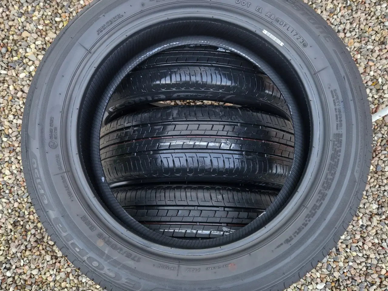 Billede 1 - 16" Sommerdæk Bridgestone 175/60R16 82H