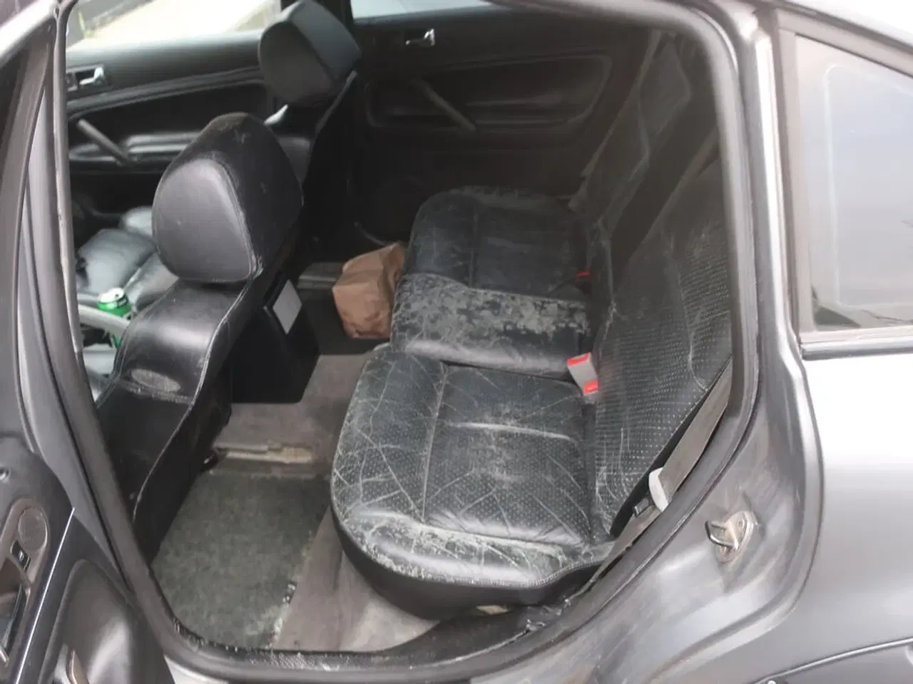 Billede 14 - Personbil Volkswagen passat, 2.0 limousine (momsfri)