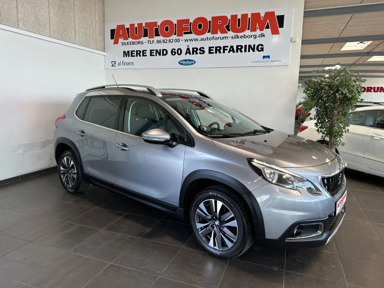 Billede 1 - Peugeot 2008 1,6 BlueHDi 100 Desire Sky
