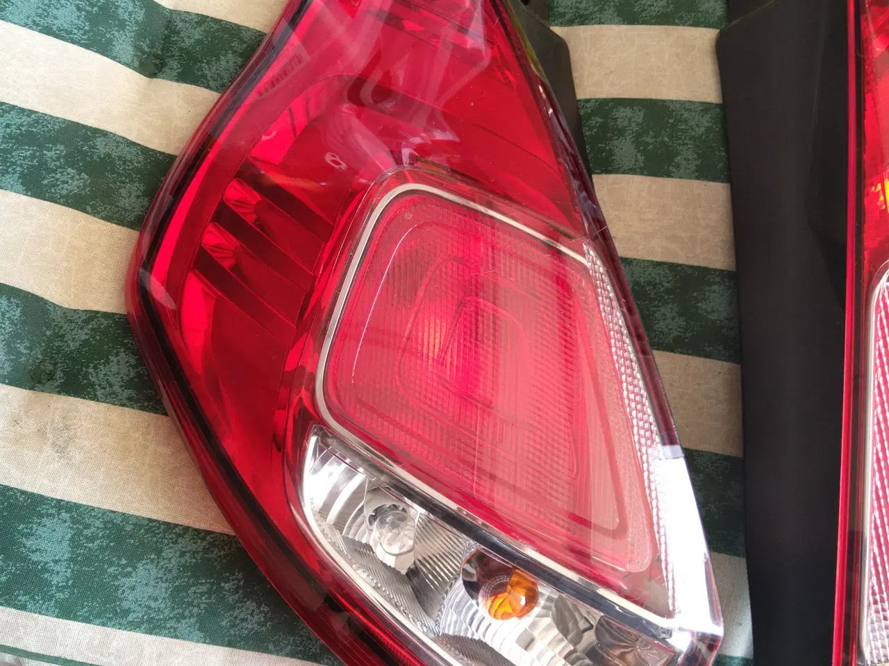 Billede 3 - Ford Fiesta Baglygter