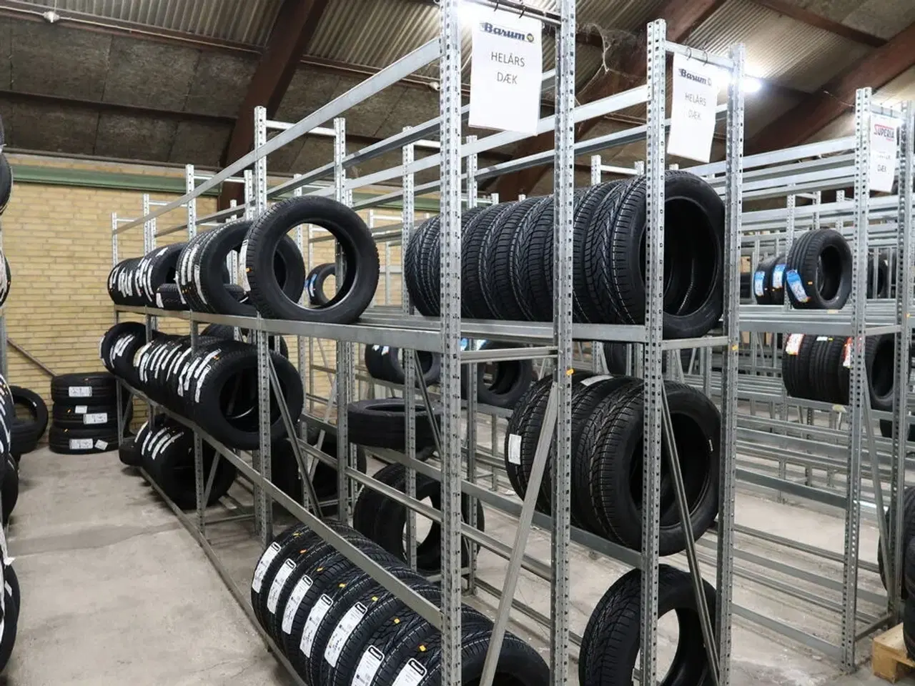 Billede 2 - 8 fag dækreoler uden indhold