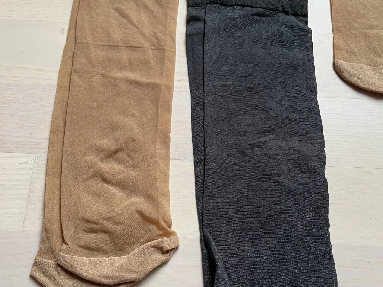 Billede 2 - Nye nylonstrømper