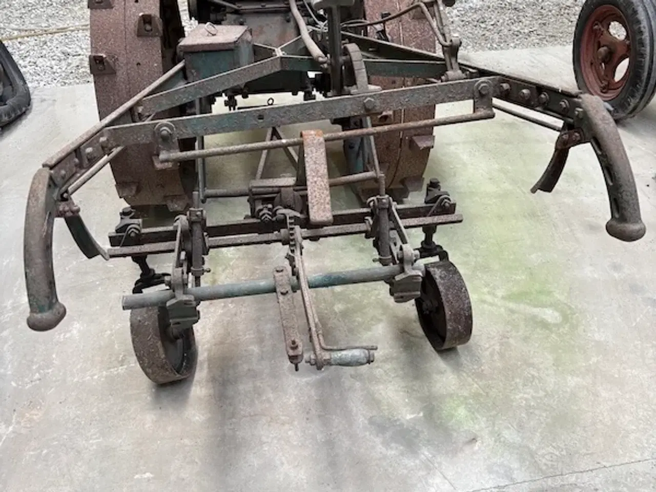 Billede 8 - BMB Plowmate 2-hjulstraktor, veterantraktor