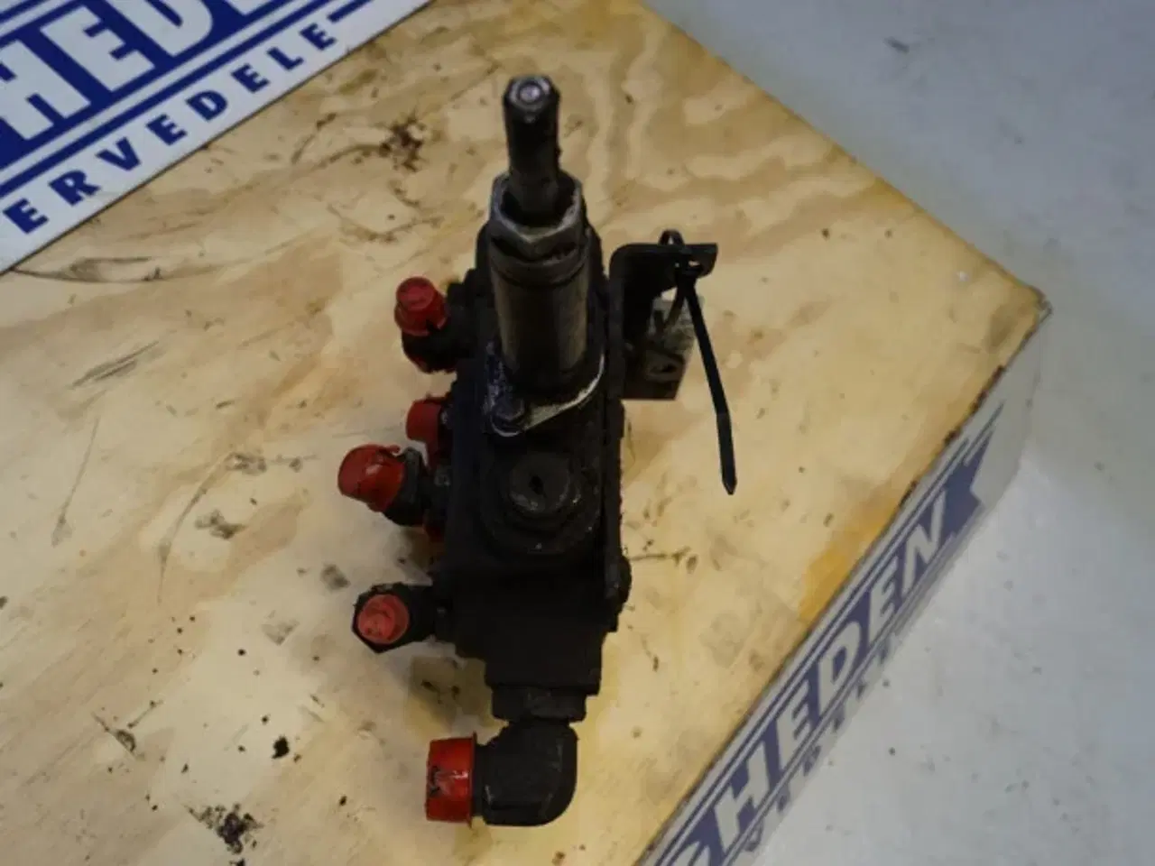 Billede 4 - Case 7130 Valve Sæt AED 1971782C2
