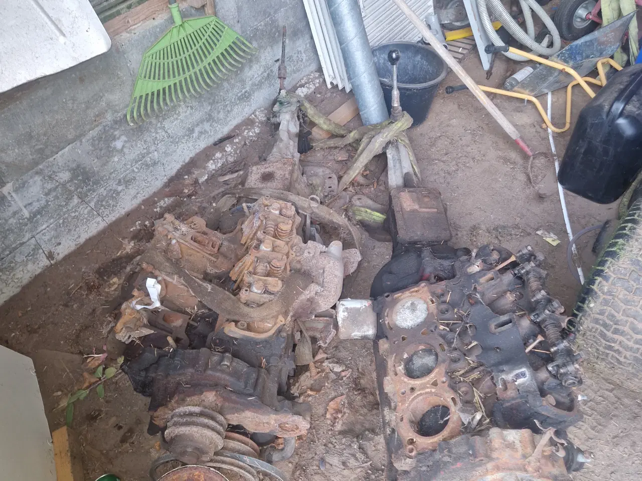 Billede 4 - FORD TAUNUS 2 stk defekte motor 