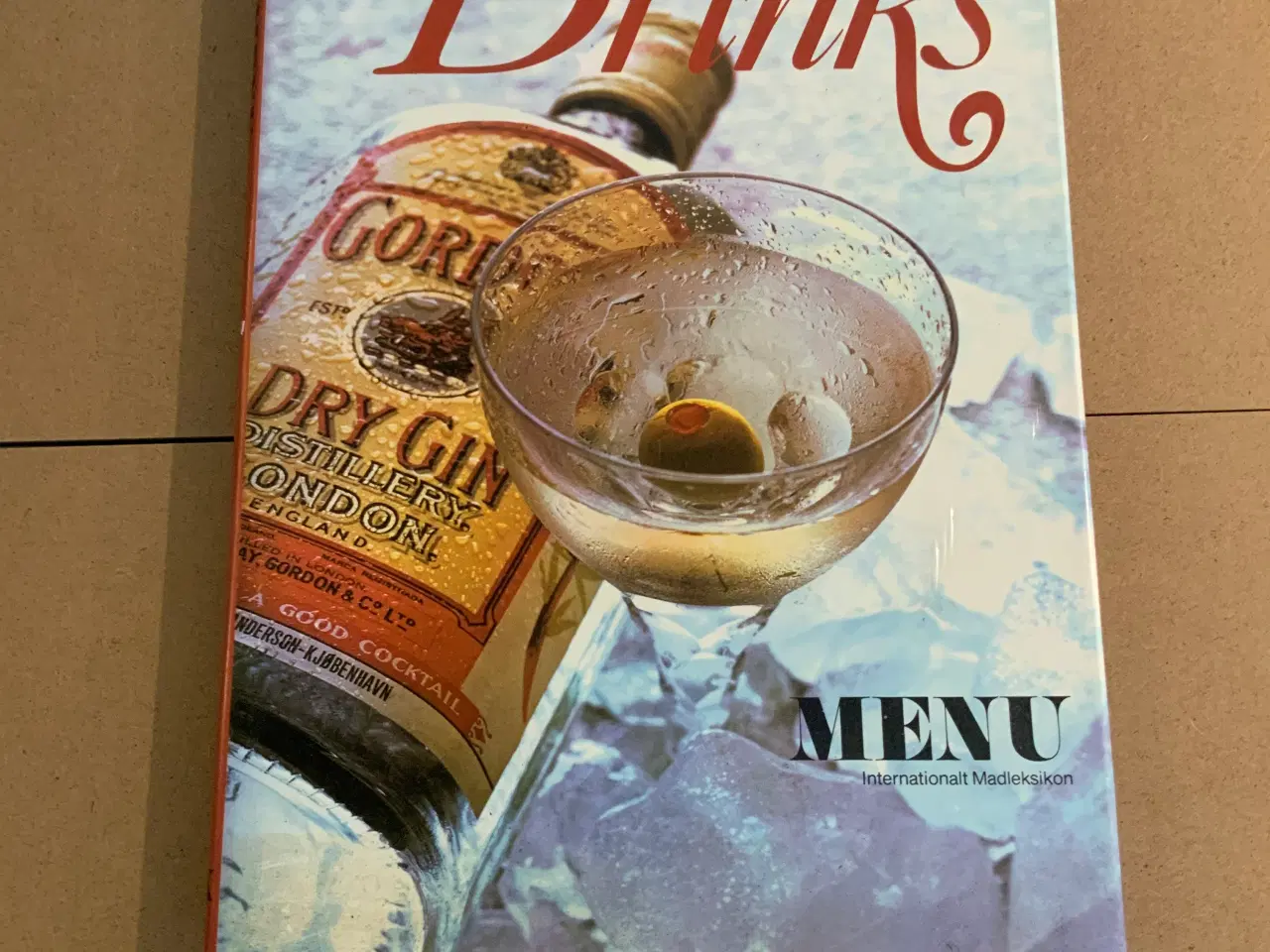 Billede 1 - Drinks bog