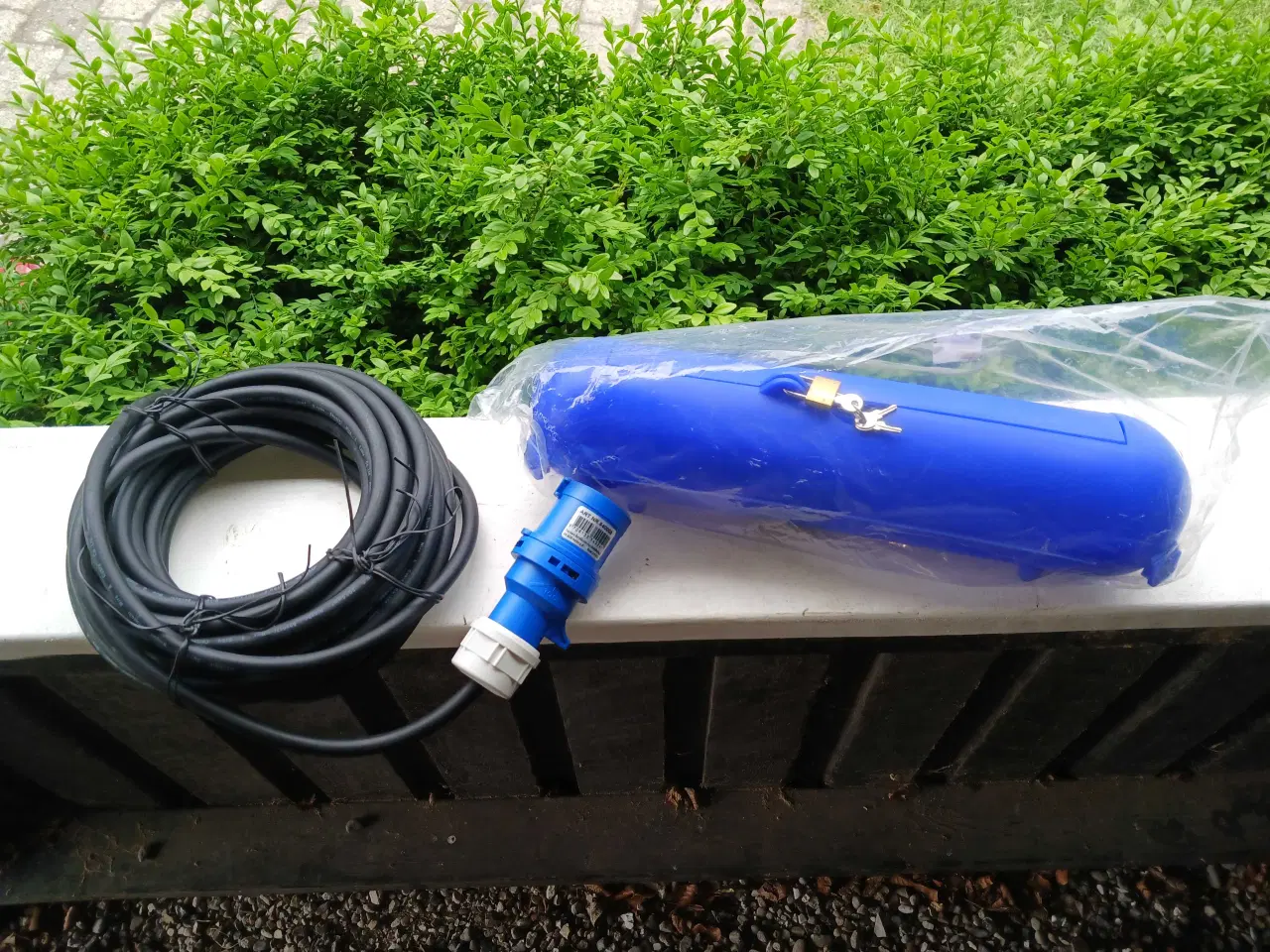 Billede 1 - CE 230v kabel med samledåse