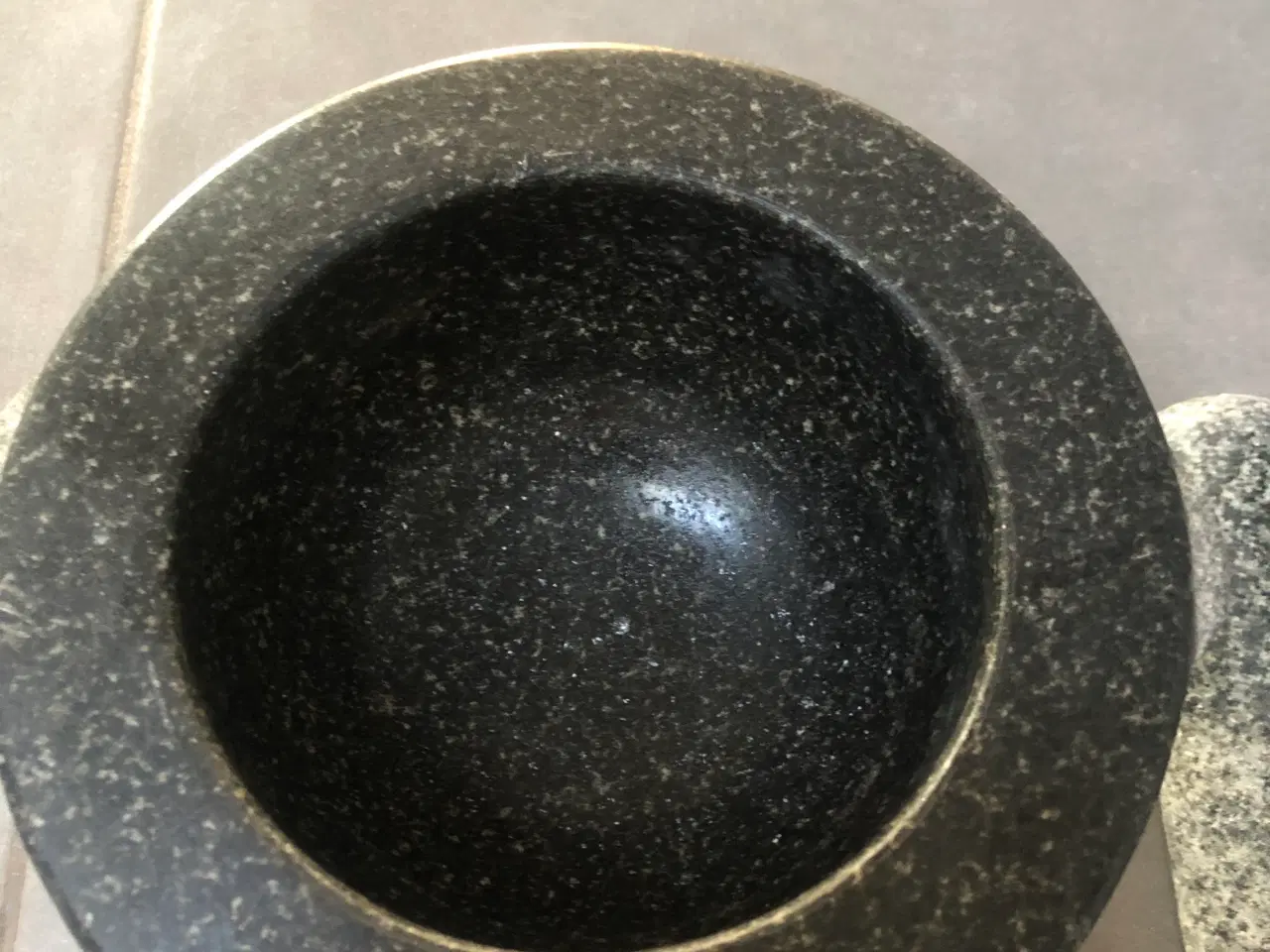 Billede 3 - Granit morter 16 cm.høj