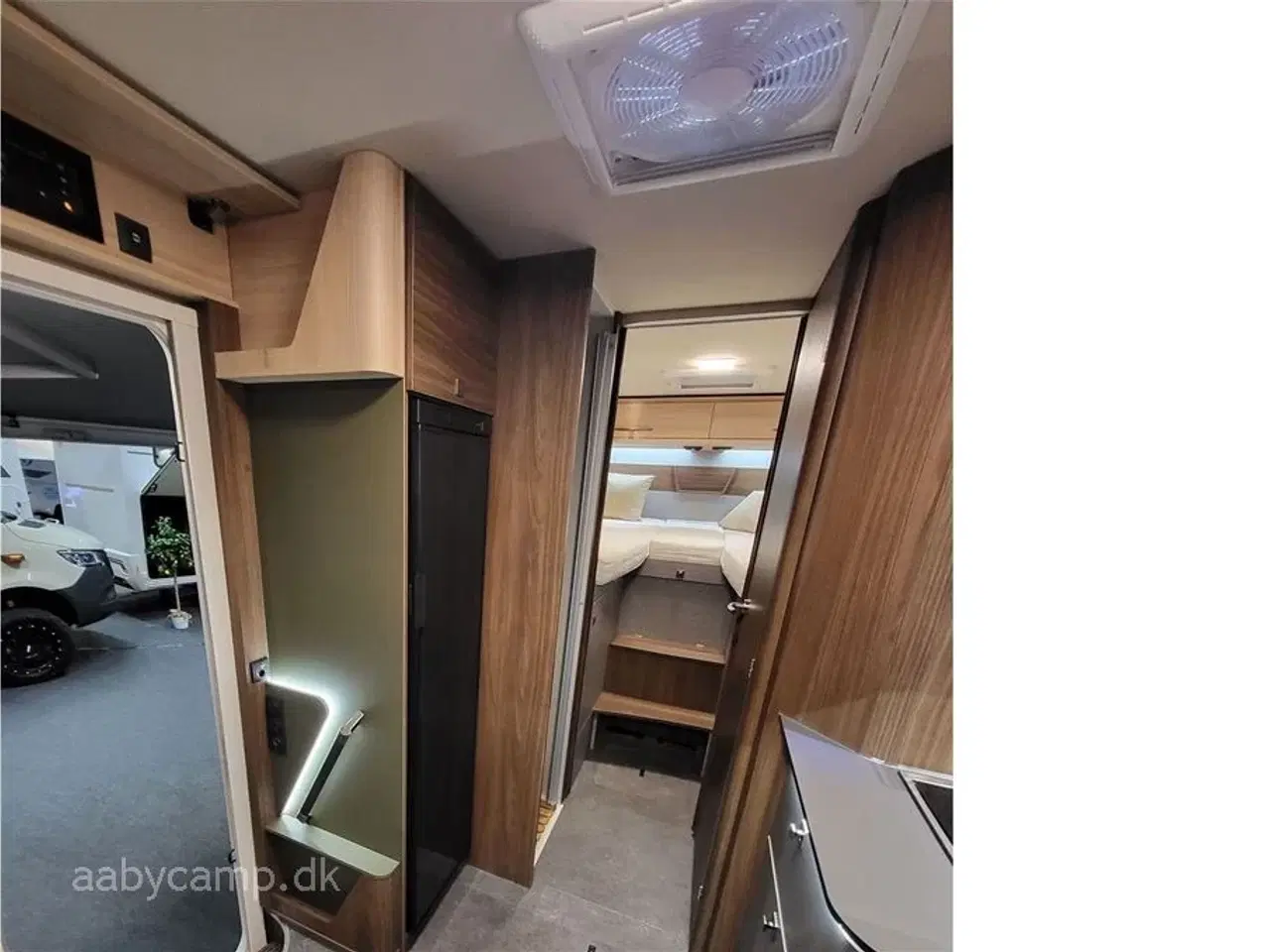 Billede 10 - 2025 - Euramobil Profila T726 EF   Luksus Delintegreret Camper på Mercedes 4500 kg, 170 HK
