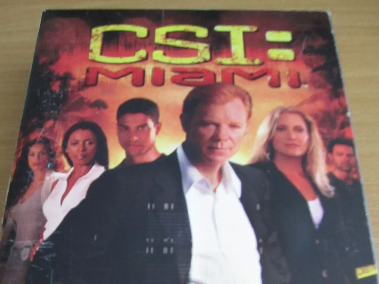 Billede 1 - CSI MIAMI. Sæson 2. Box.