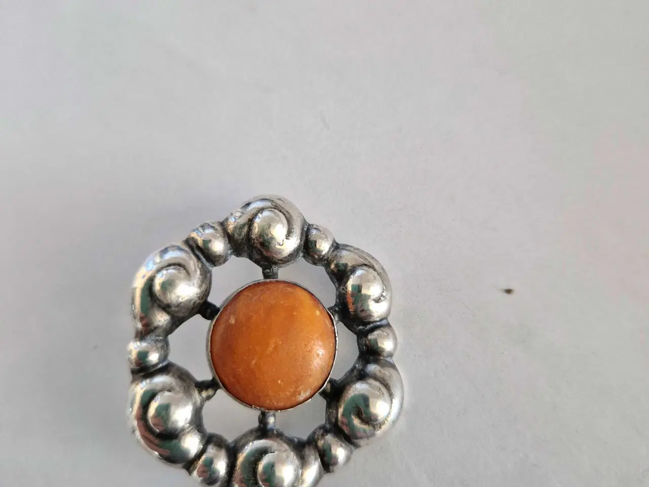 Billede 1 - Antik skønvirke broche I sølv