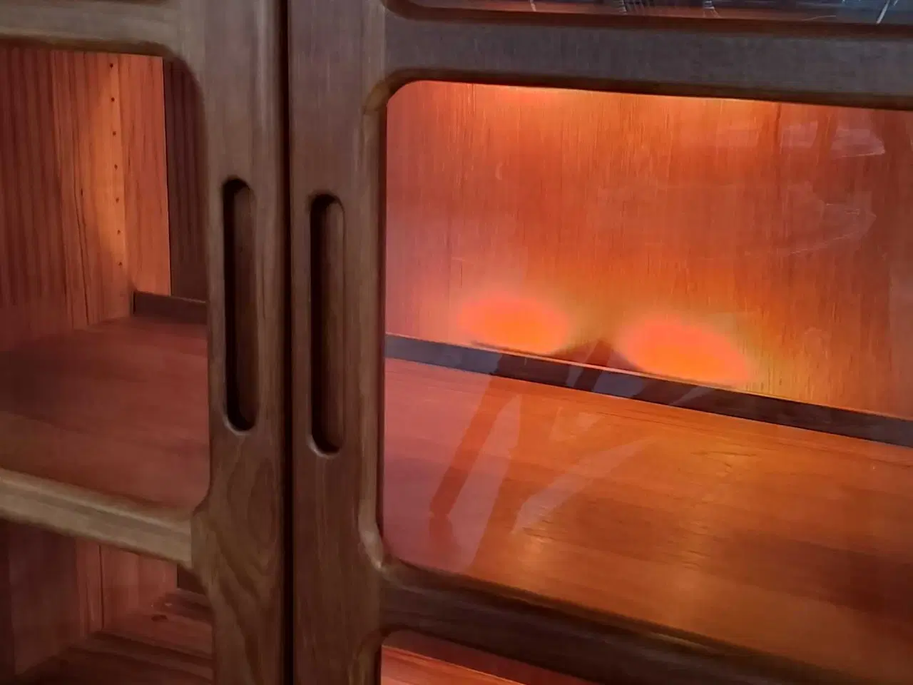 Billede 3 - Dyrlund skænk i teak