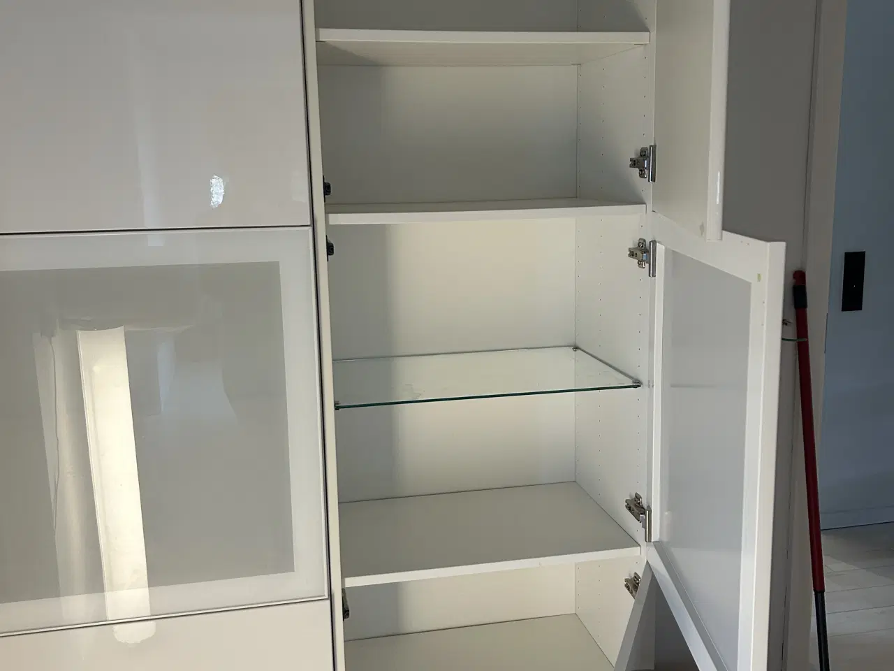 Billede 2 - Vitrineskab 