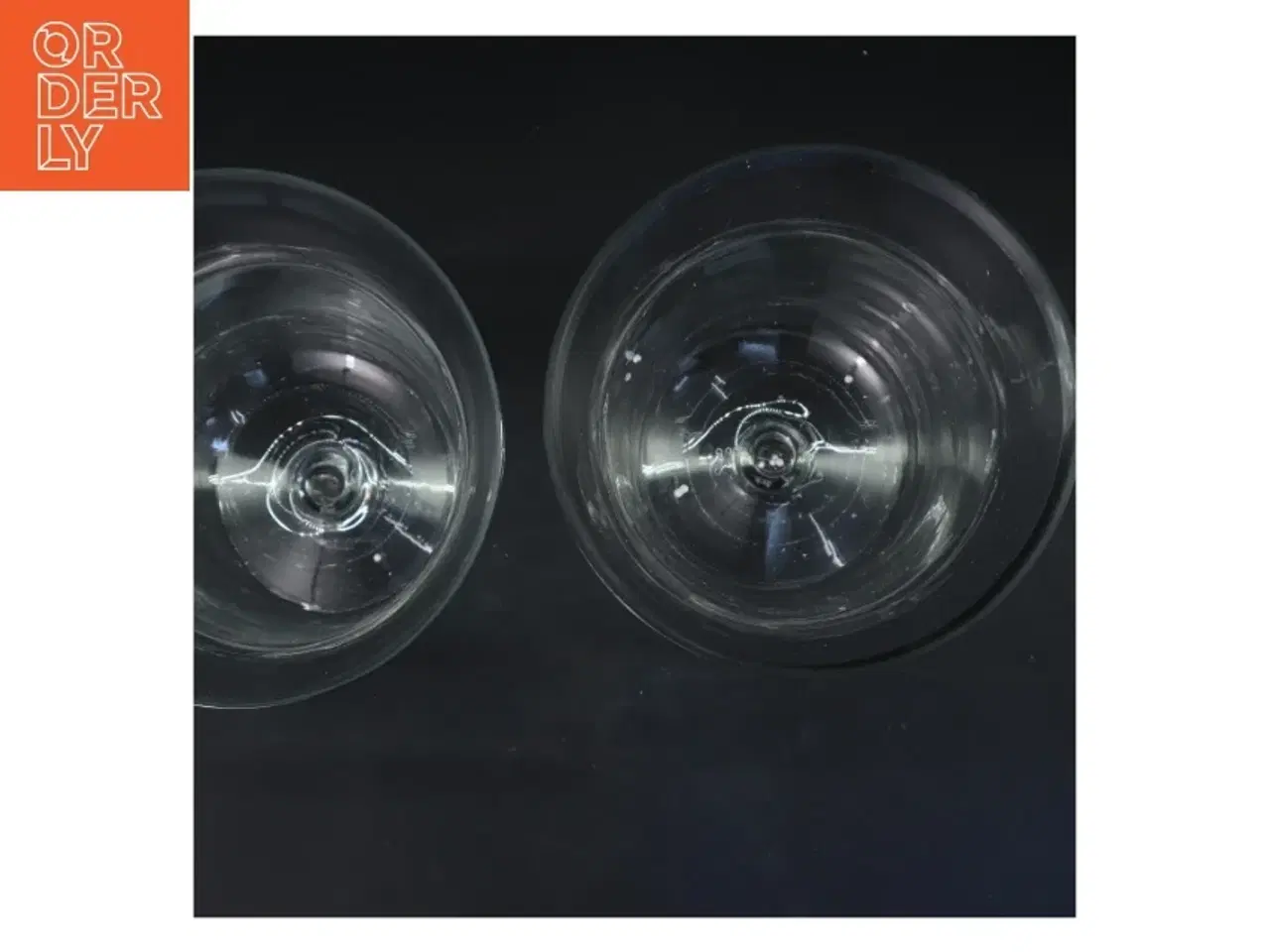 Billede 3 - Sæt med to glasvaser (str. Ø 18 cm længde 25 cm)