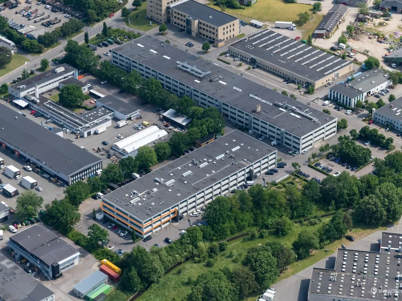 Billede 2 - Sjældent udbudt kombination af lager & kontor