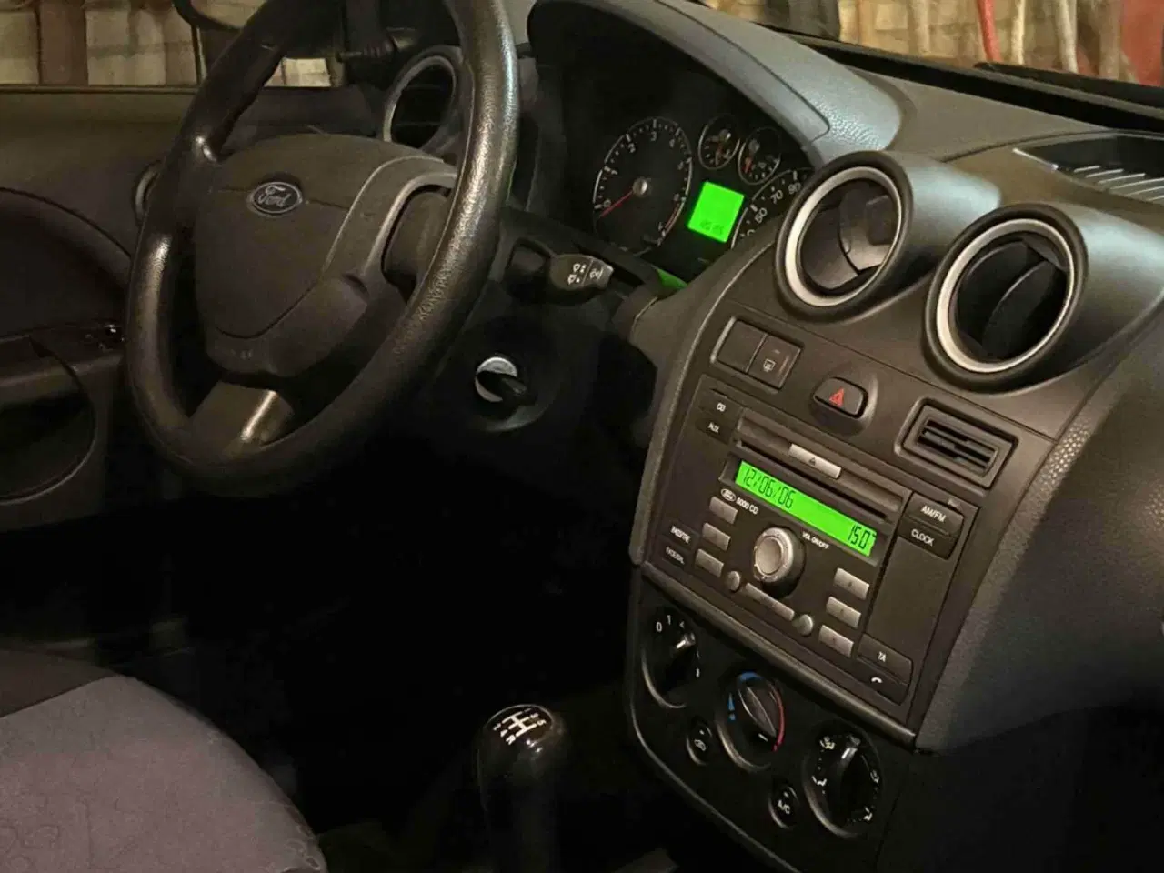 Billede 10 - Ford Fiesta - LAV km tal, Pæn stand