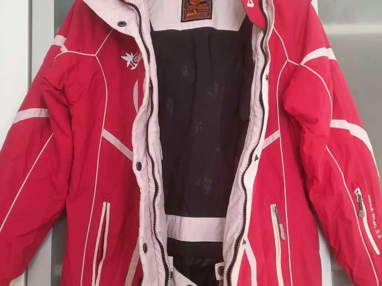 Billede 1 - Iguana skijakke til piger 