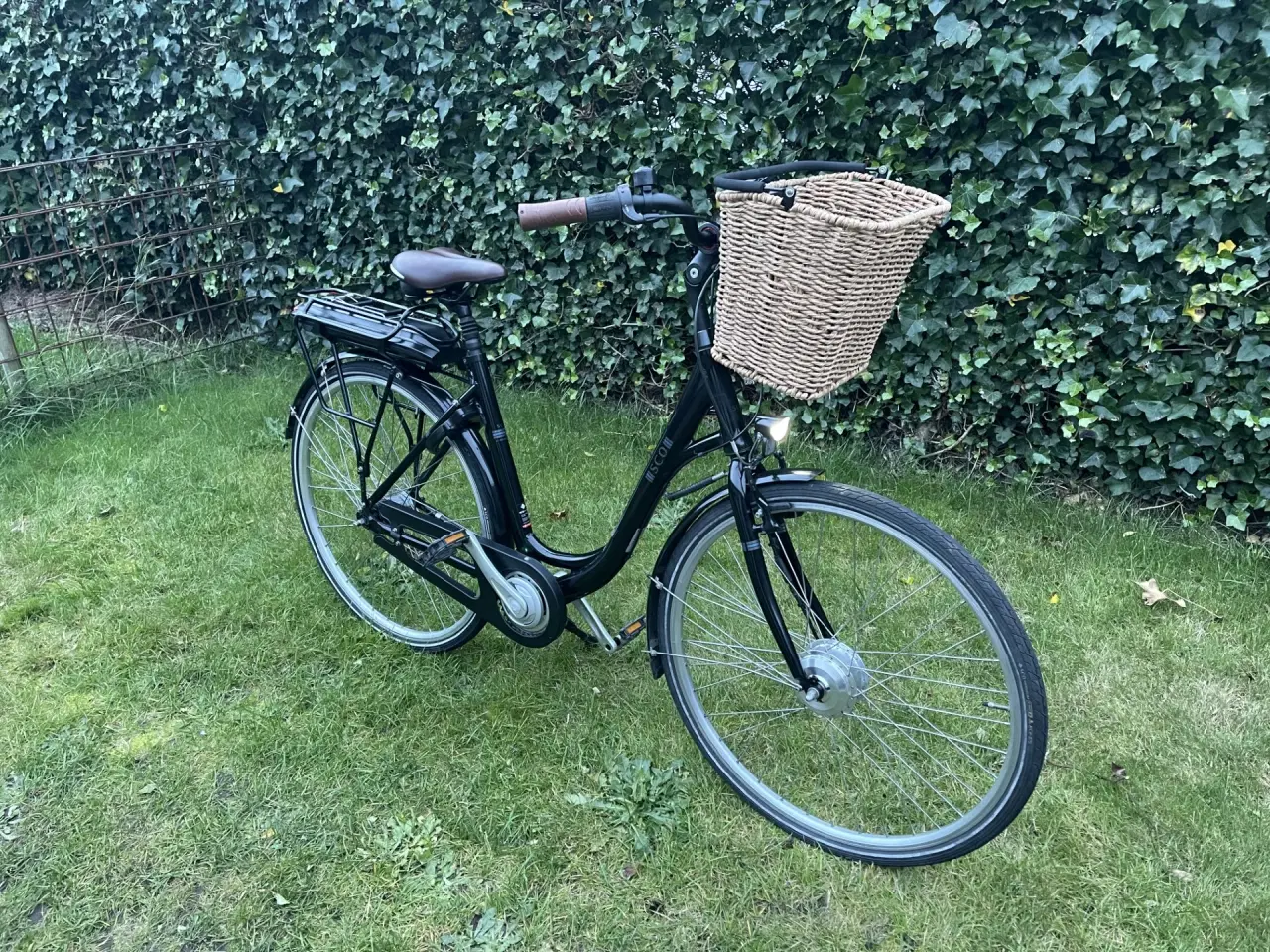 Billede 10 -  meget flot sco dame elcykel 28"  7 gear.