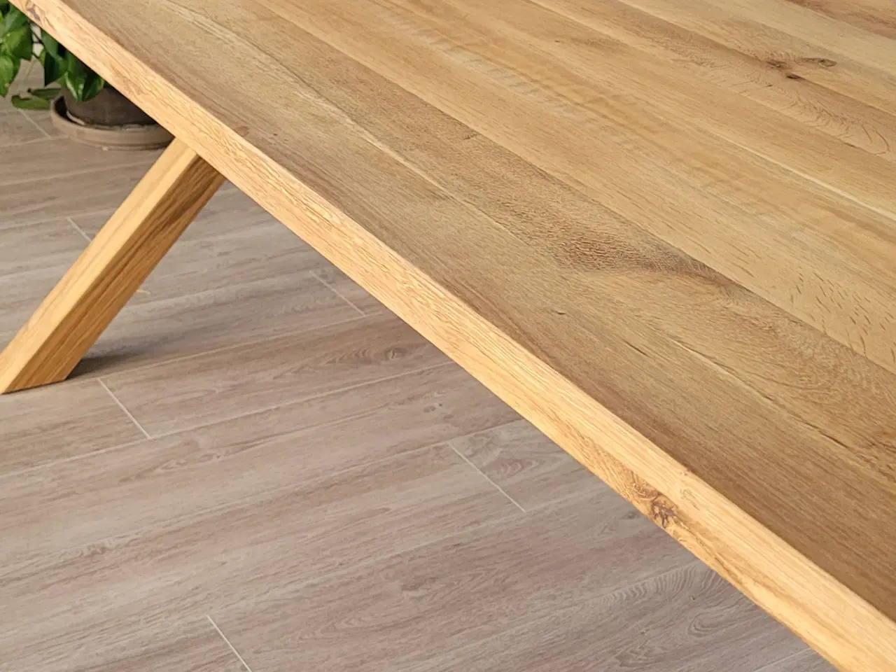 Billede 2 - Spisebord massiv eg