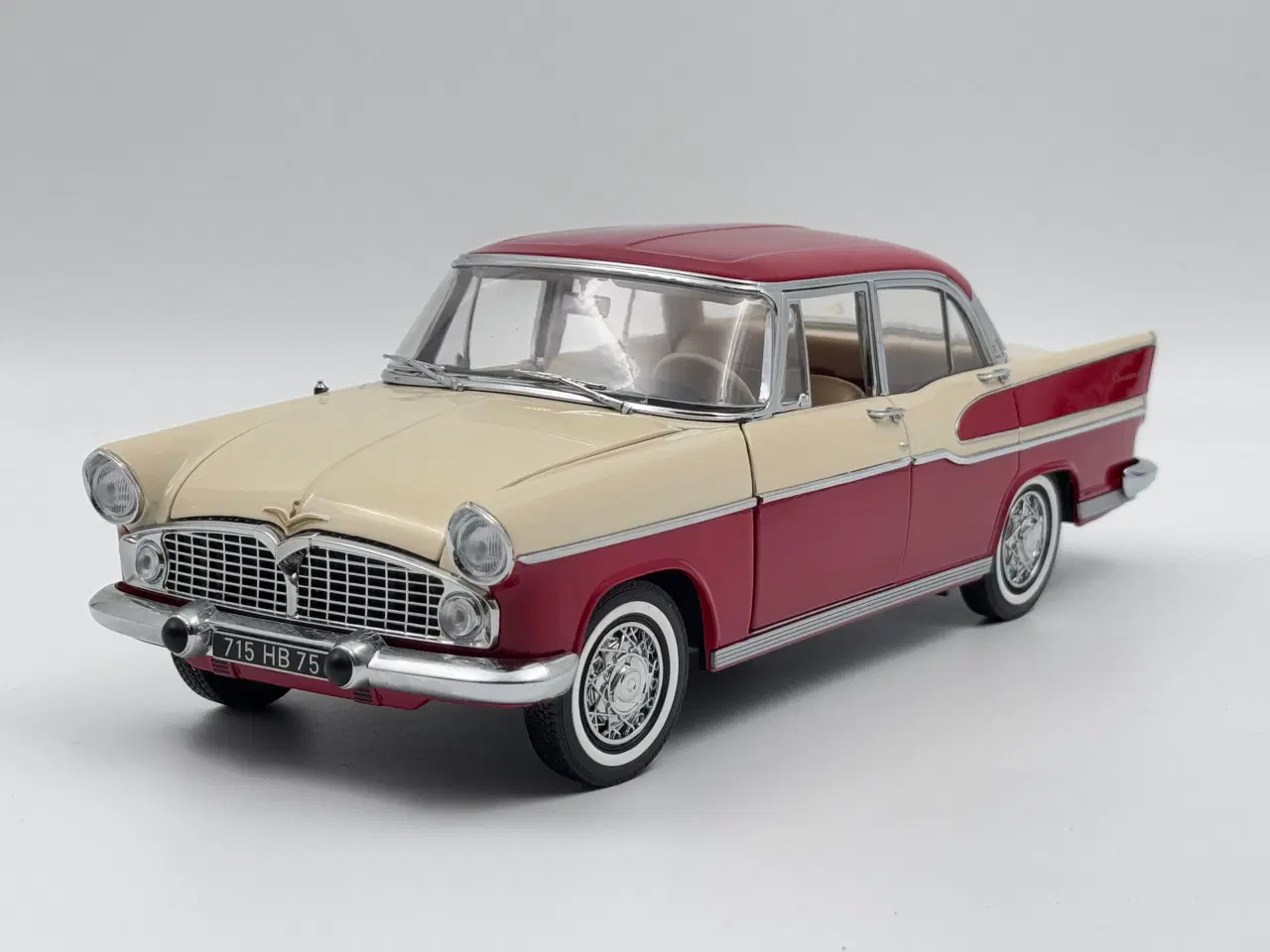 Billede 2 - 1959 Simca Chambord - 1:18