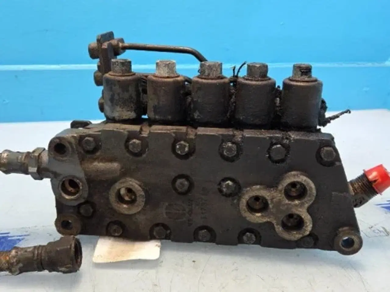 Billede 12 - New Holland 8160 Hydraulikventil 5173742