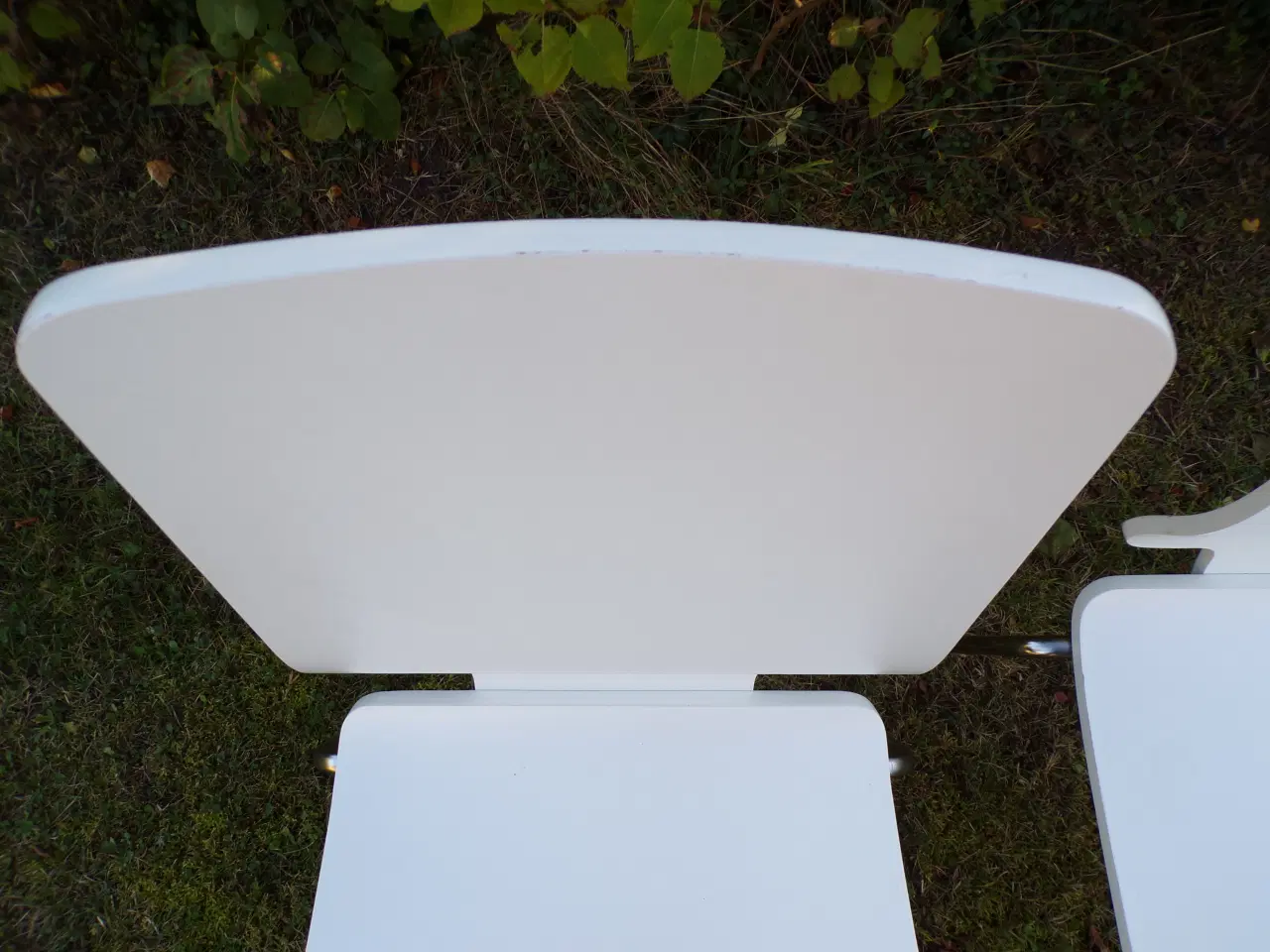 Billede 4 - 2 Gilbert spisebordsstole fra IKEA hvid træ