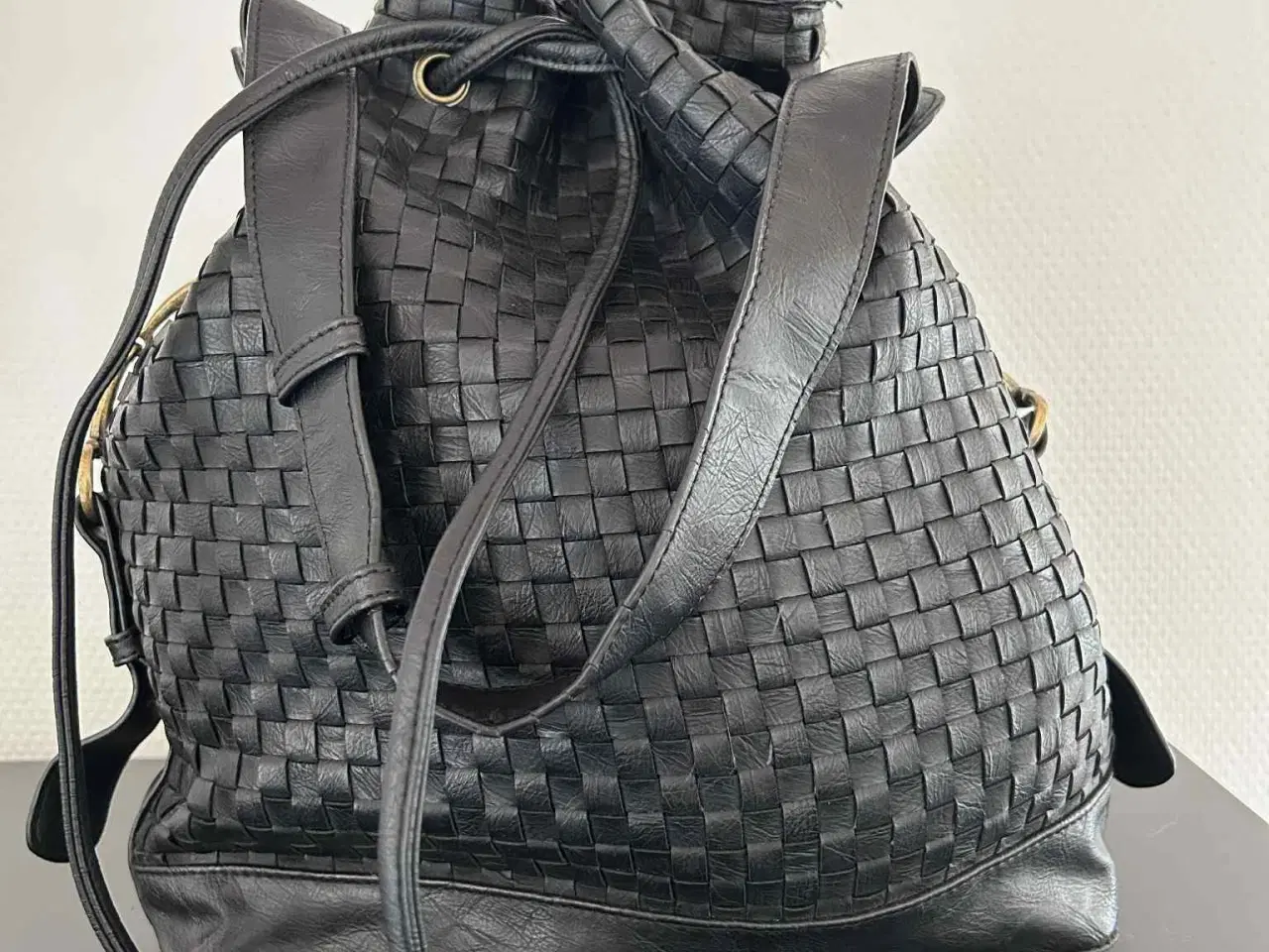 Billede 3 - Skuldertaske i læder-look