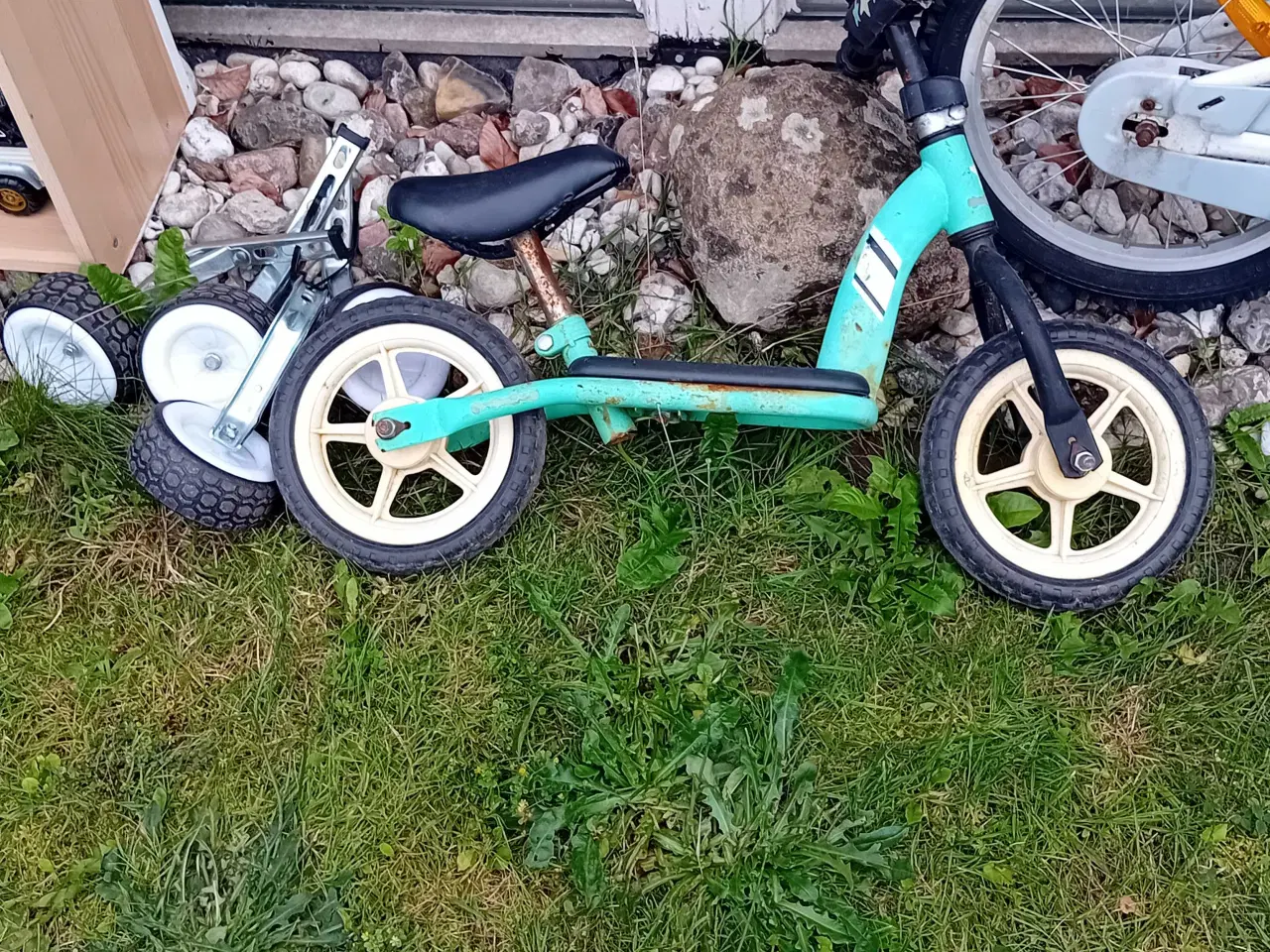 Billede 4 - Børn cykler 