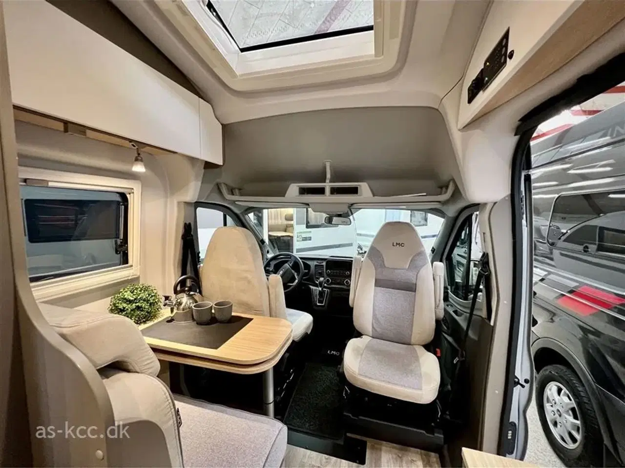 Billede 5 - 2024 - LMC Innovan 590 Active Automat gear Ny LMC Inovan 590 Active med Automatgear, 140 HK og den har kun kørt 4.070 KM