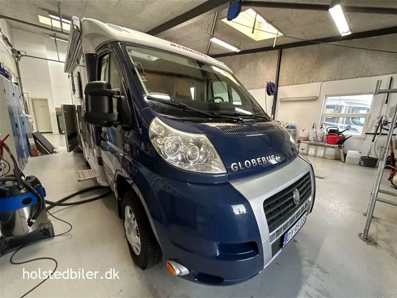 Billede 1 - 2009 - Dethleffs Globebus T001   Velholdt med dobbeltseng.