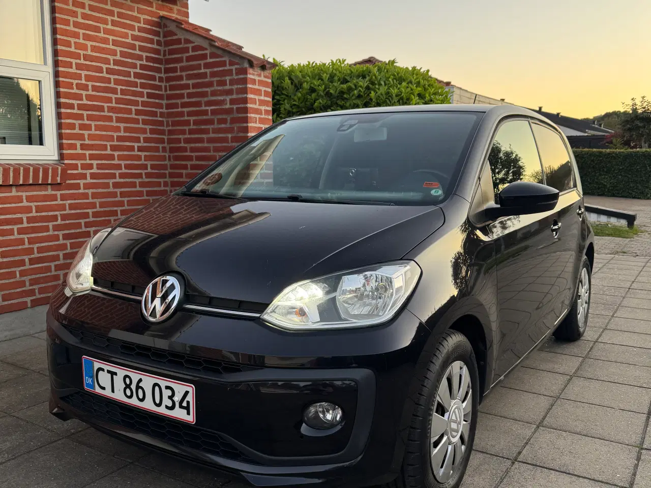 Billede 1 - Meget Velholdt Vw Up 2017