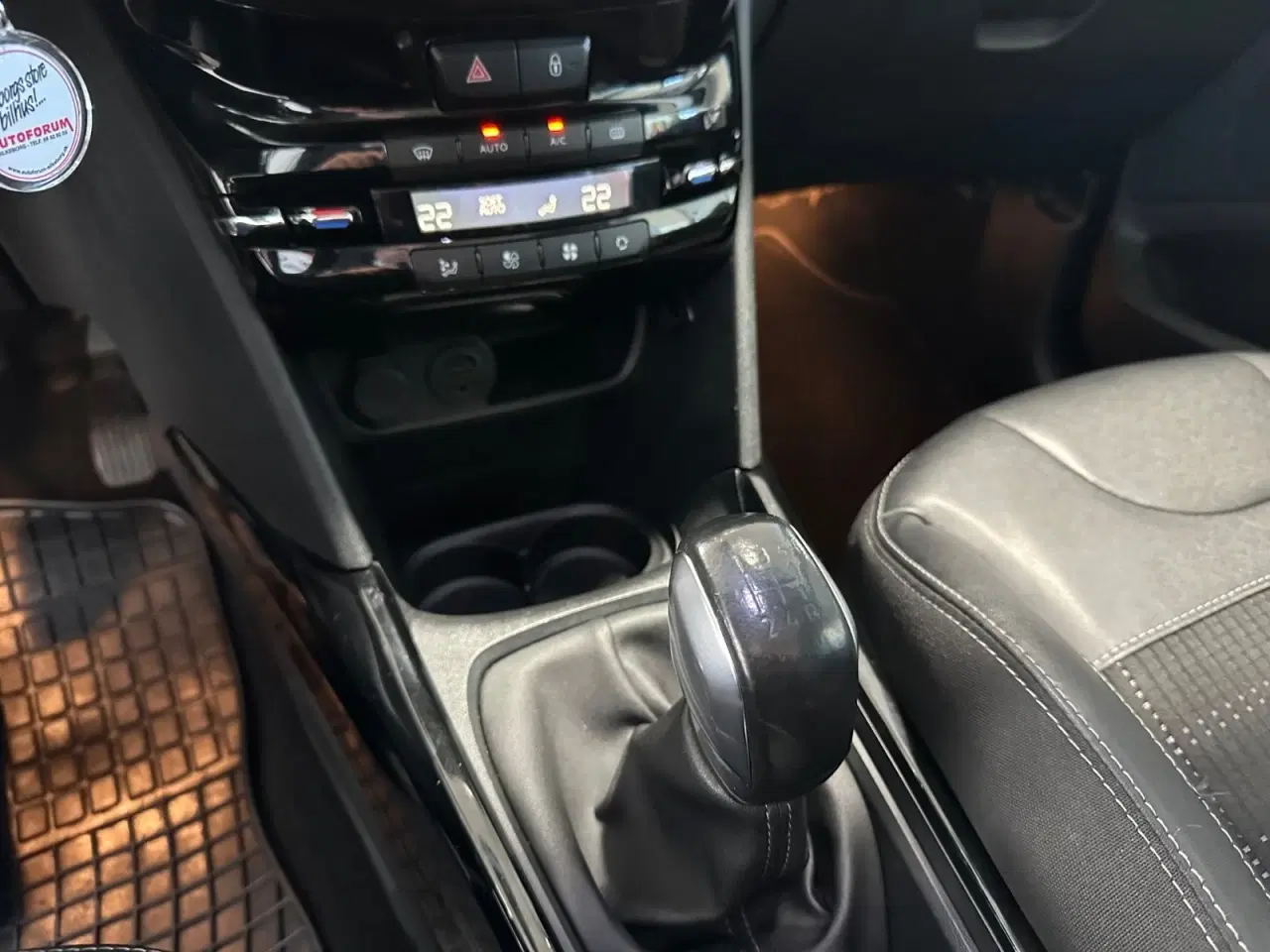Billede 11 - Peugeot 2008 1,6 BlueHDi 100 Desire Sky