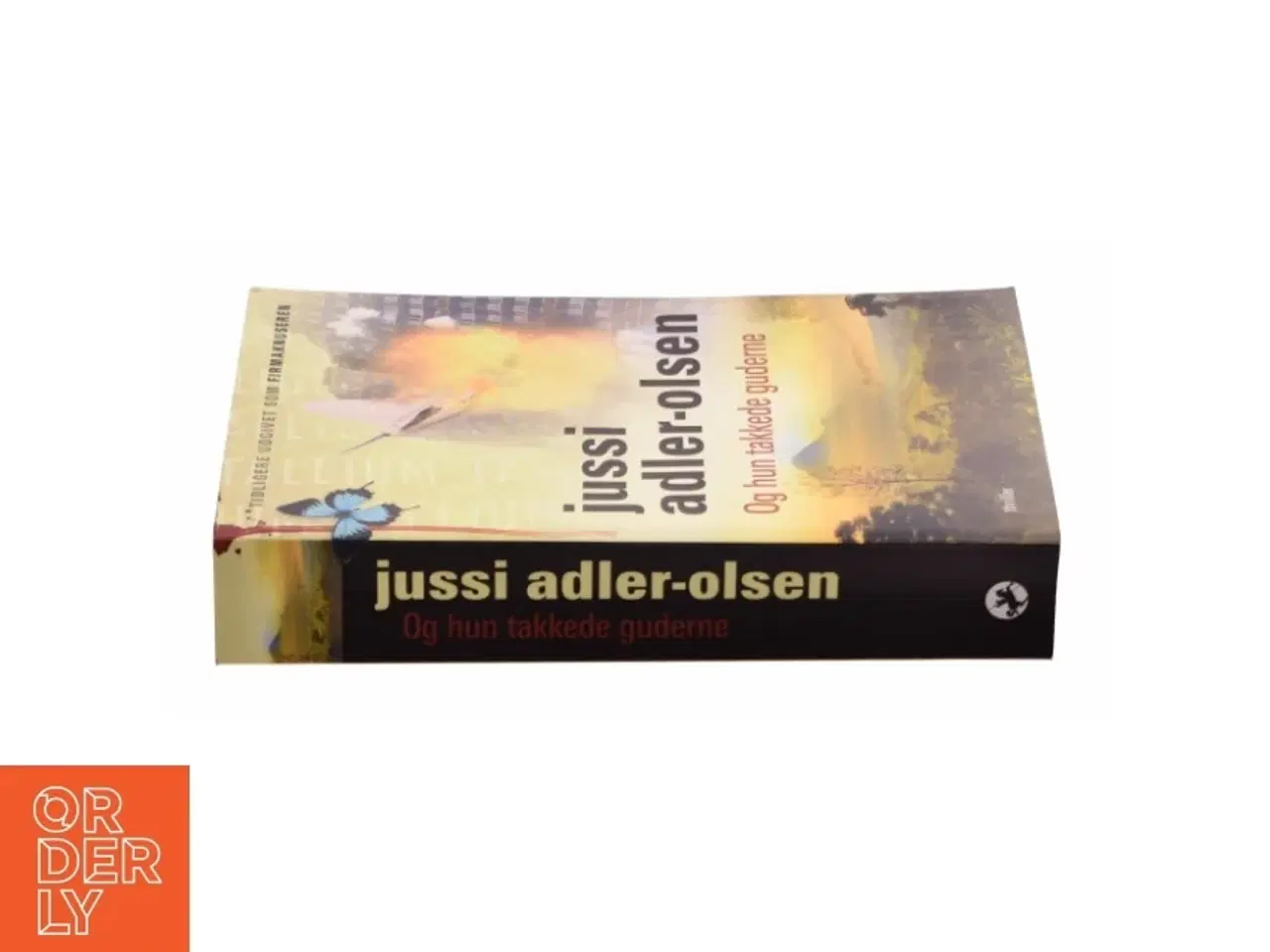 Billede 3 - Og hun takkede guderne af Jussi Adler-Olsen (Bog)