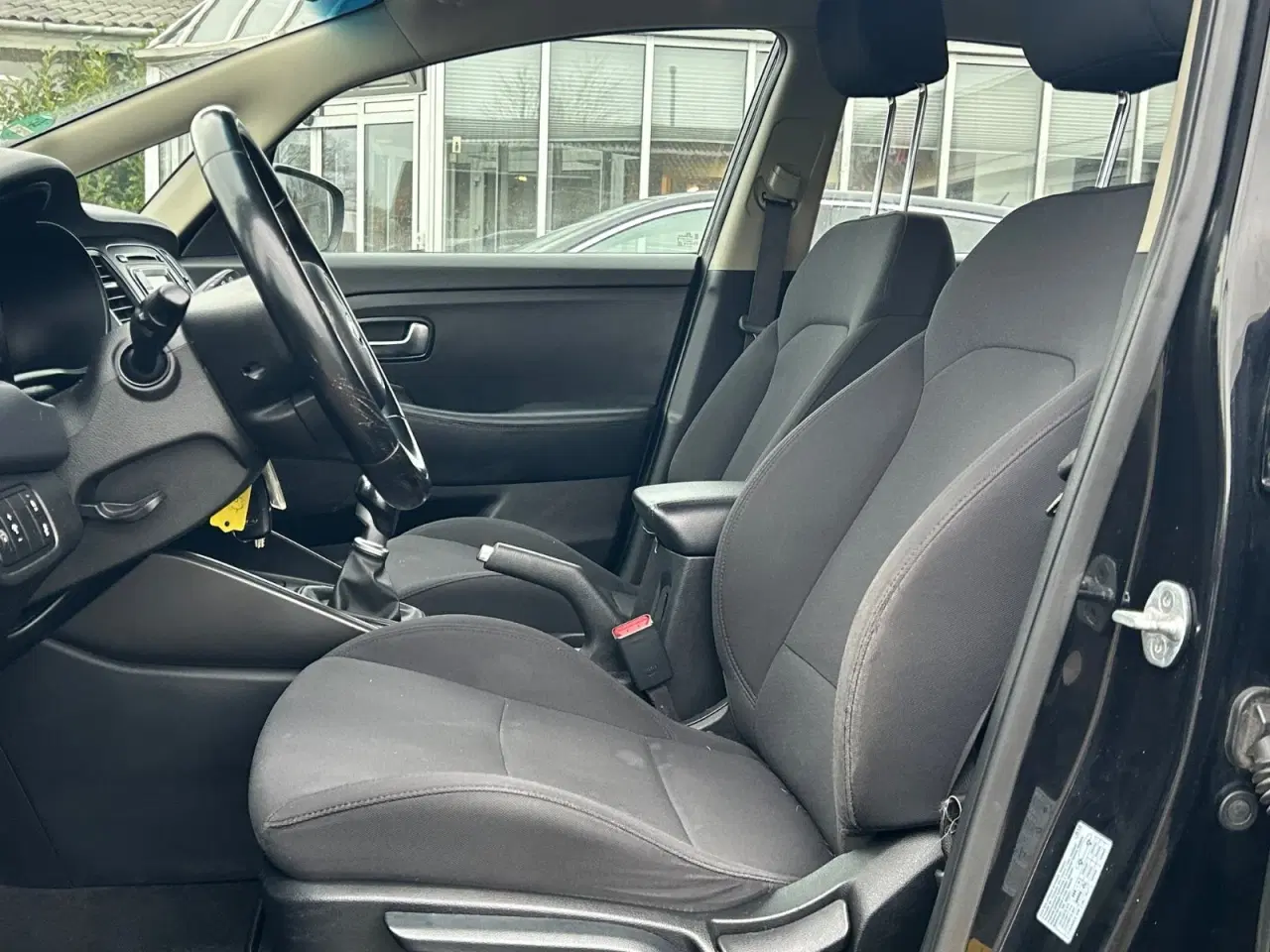 Billede 6 - Kia Carens 1,7 CRDi 115 Style+ 7prs