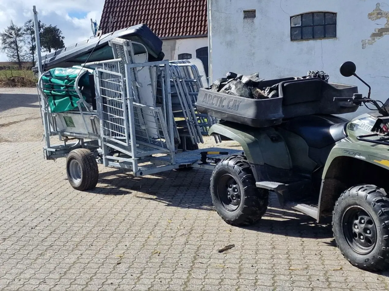 Billede 1 - Fangefolde, vægt, Fårevende på trailer.