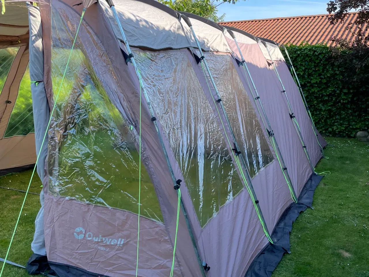 Billede 2 - Stort rummeligt familietelt