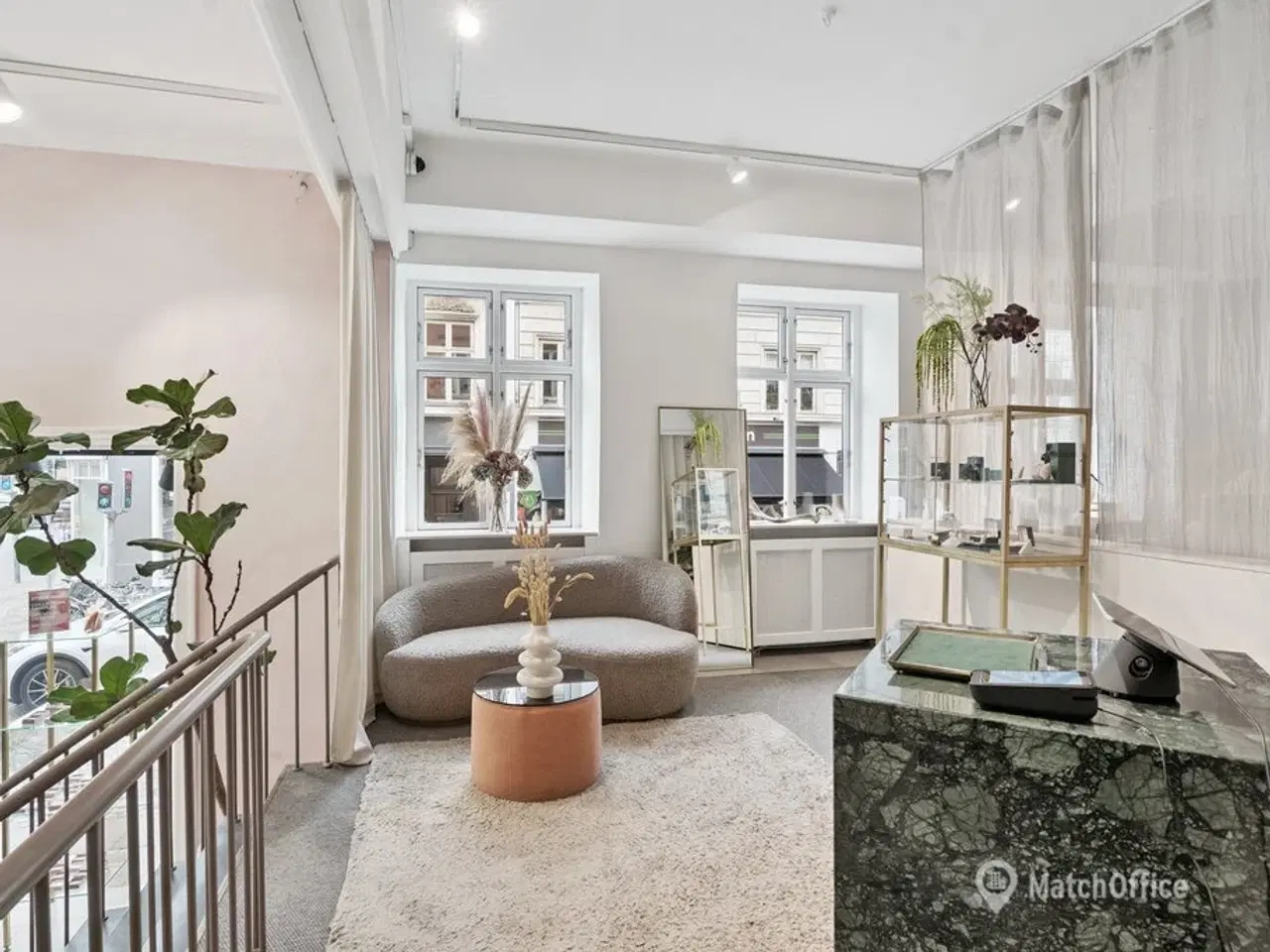 Billede 7 - Flot og meget synligt detaillejemål på Østerbro