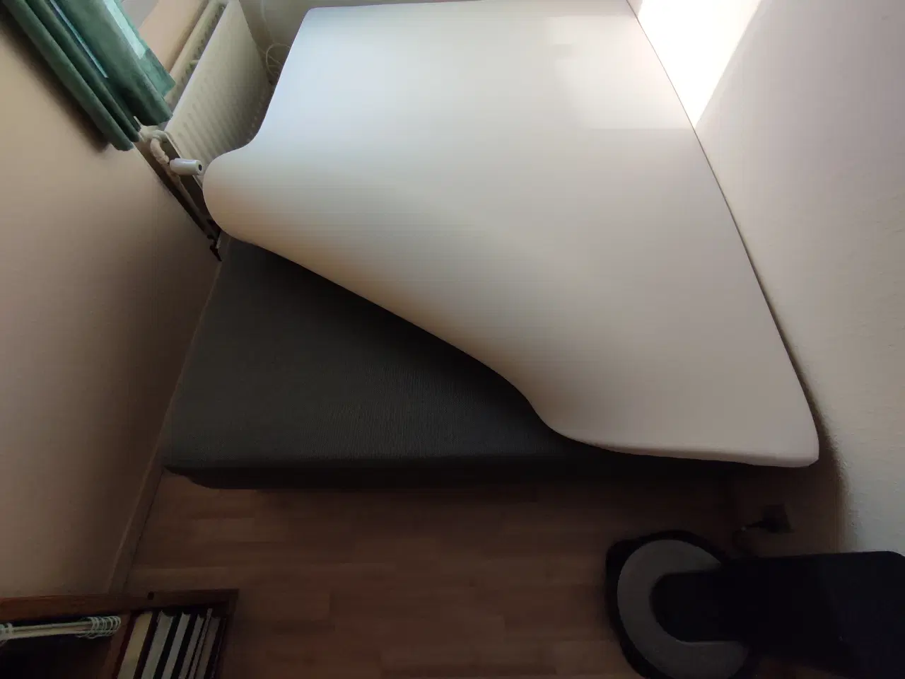 Billede 2 - Boxseng 140 cm bred