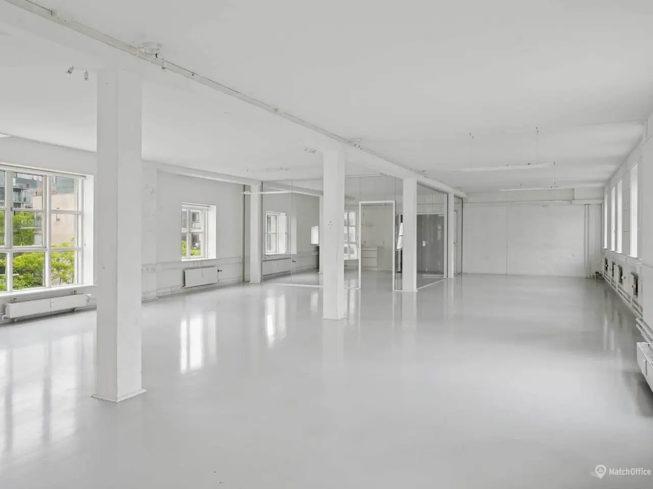 Billede 4 - Lyst og rummeligt kontorlejemål i kreativt miljø – tæt på Islands Brygge metrostation.