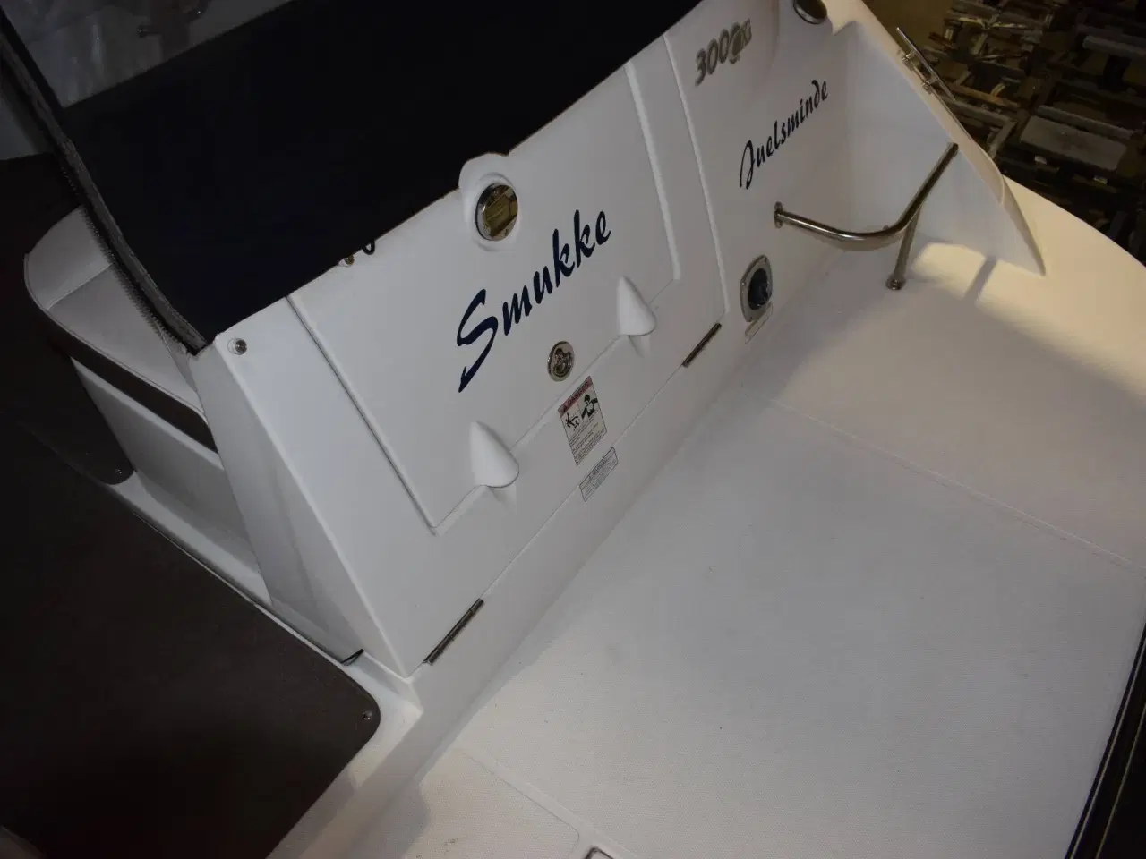 Billede 28 - Cruiser Yachts 300 Express - Twin Volvo Penta D3/Udstyr - DIESEL