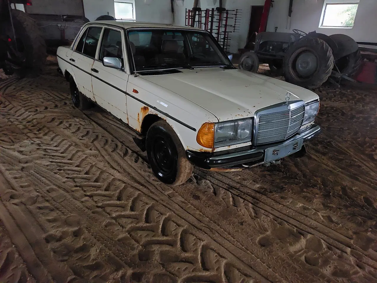 Billede 1 - Mercedes-benz W 123