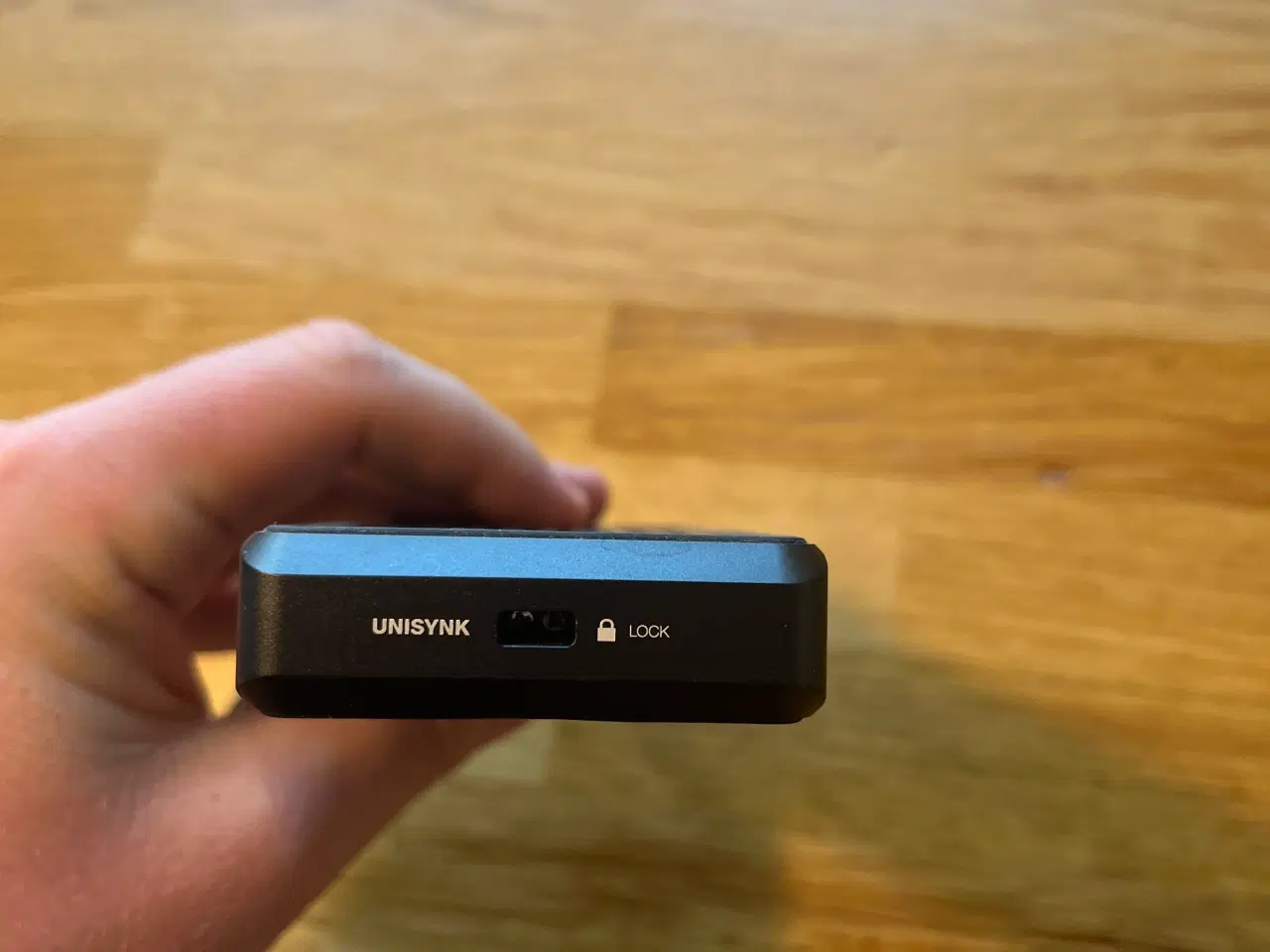 Billede 5 - Unisynk 10 Port Dual Screen Hub adapter