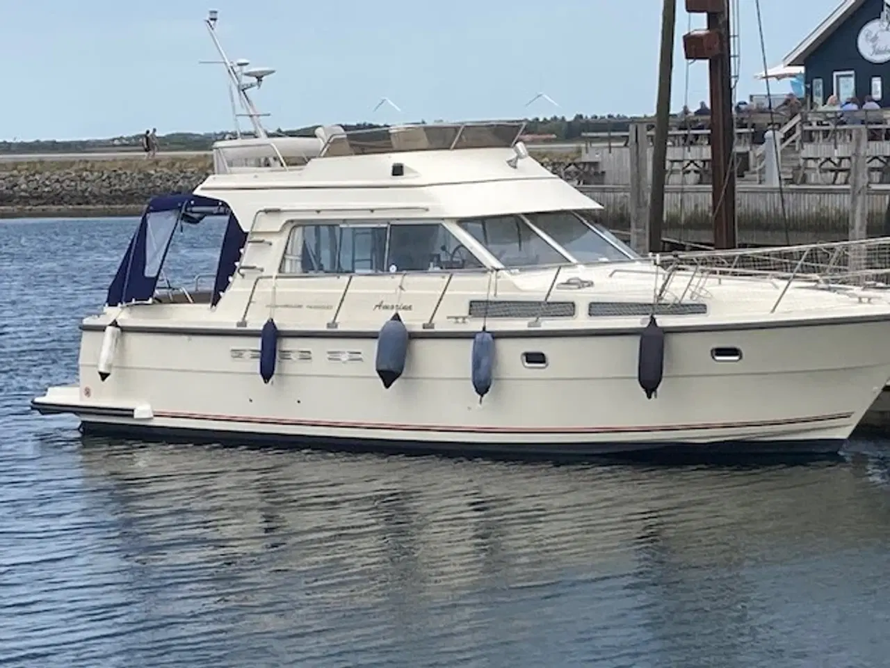 Billede 3 - Nimbus 4000 Motorbåd Med flybridge