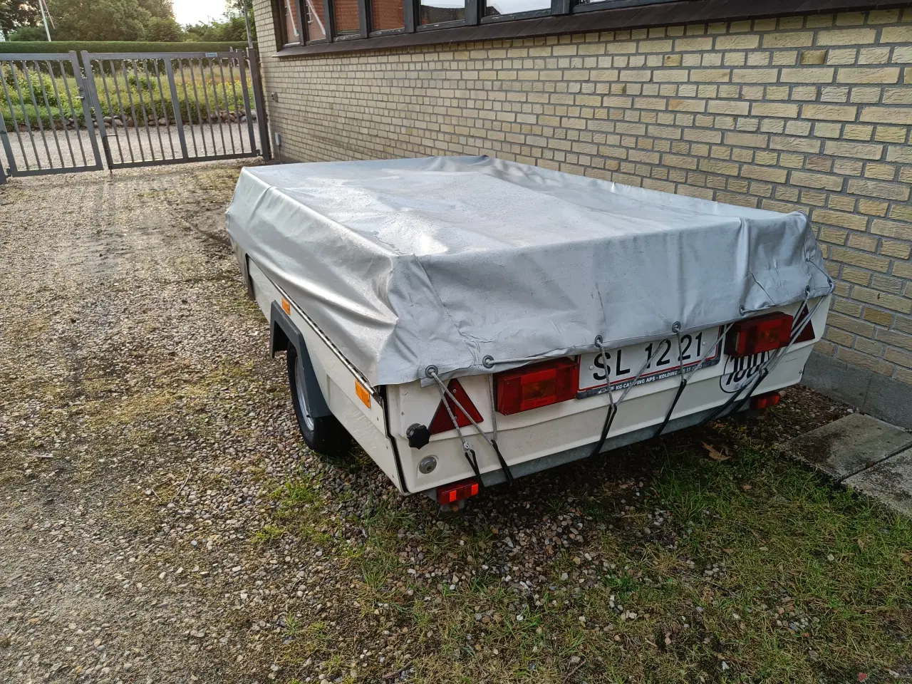 Billede 2 - Fin camplet med udstyr 