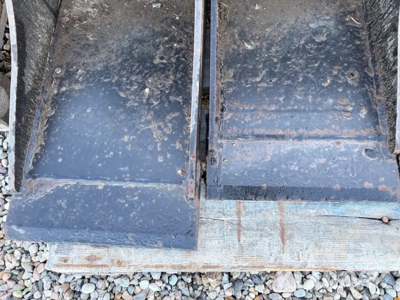 Billede 9 - Lerskovle Skive Maskinfabrik 20 cm 1 styk og 30 cm 3 styk til minigraver